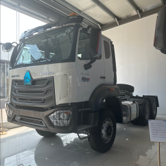 HOWO NX tractor