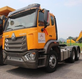Howo NX Tractor Truck - Image 3