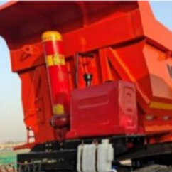 Rear dump truck