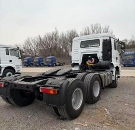Shacman DeLong H3000 TraTruck - Image 3